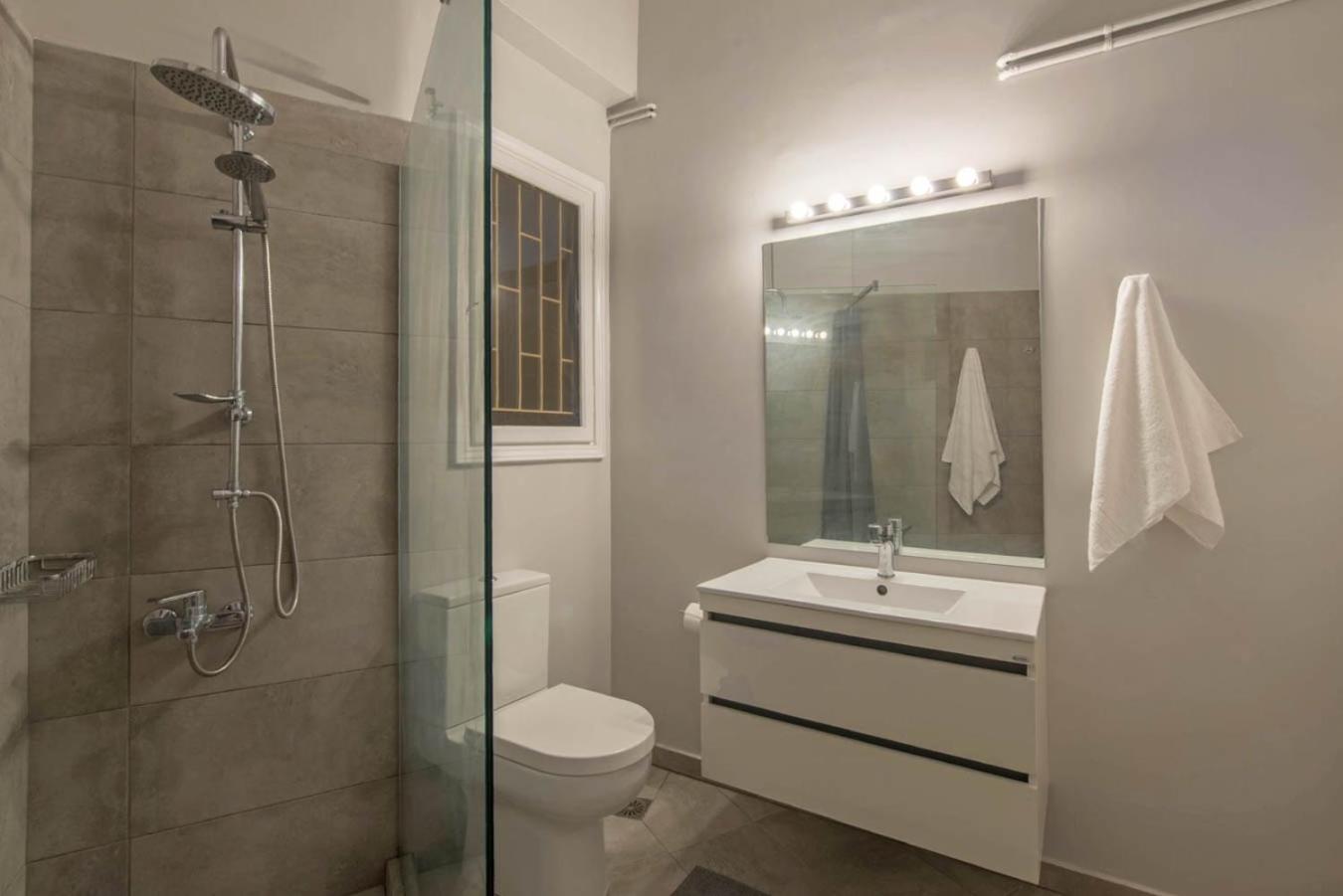 Empyrean Apartment Athena Bagian luar foto